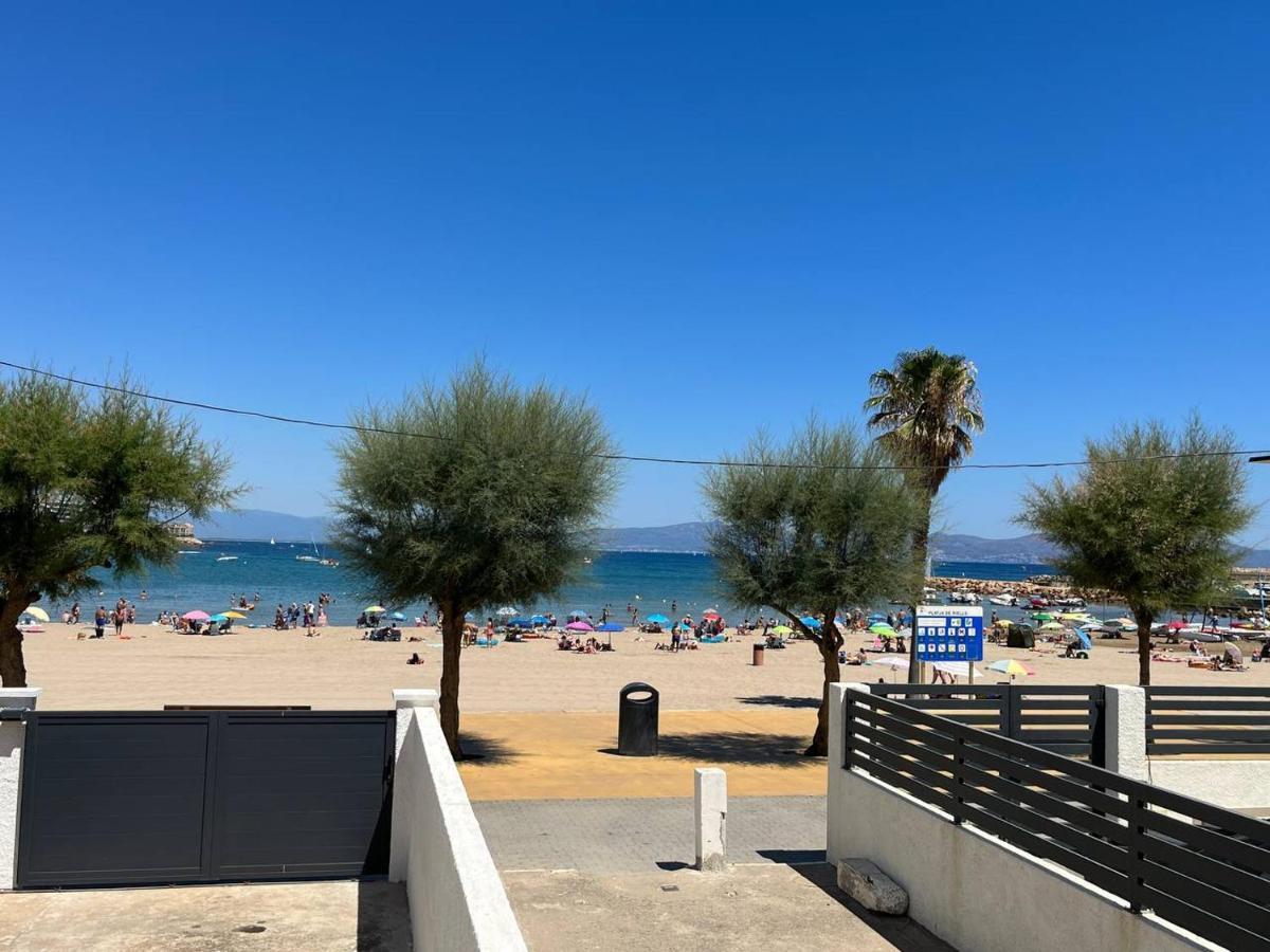 Apartamento En La Playa. Free Parking. Free Wifi L' Escala Eksteriør bilde