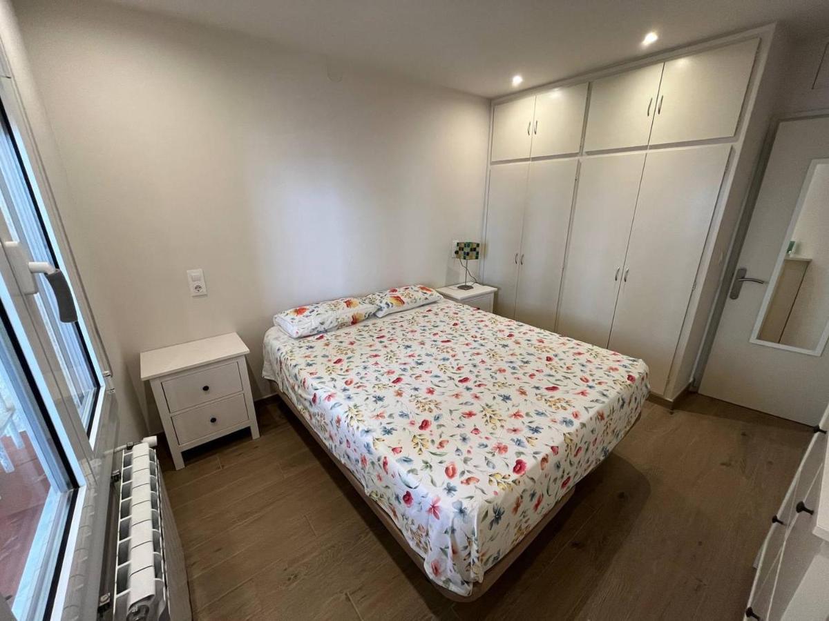 Apartamento En La Playa. Free Parking. Free Wifi L' Escala Eksteriør bilde